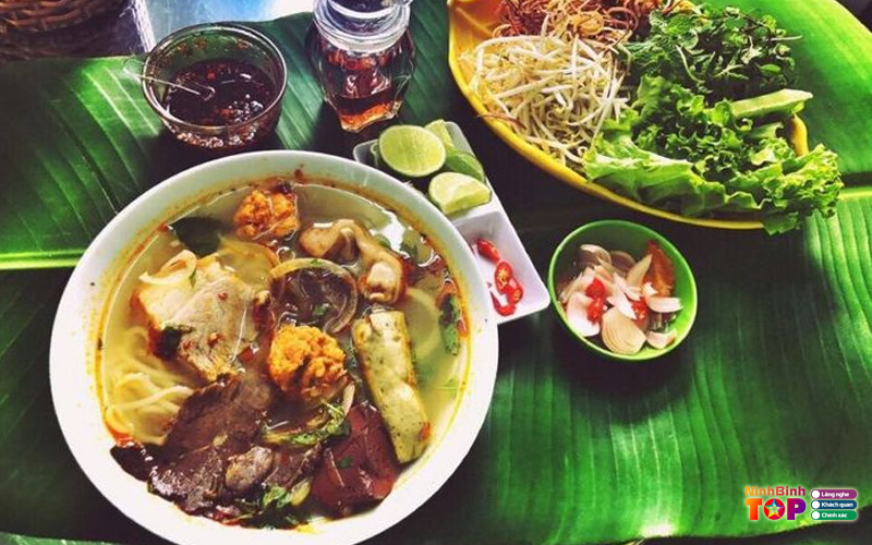 Bun-bo-hue-148-ninhbinhtoplist