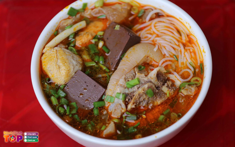 Bun-bo-hue-hieu-day-ninhbinhtoplist