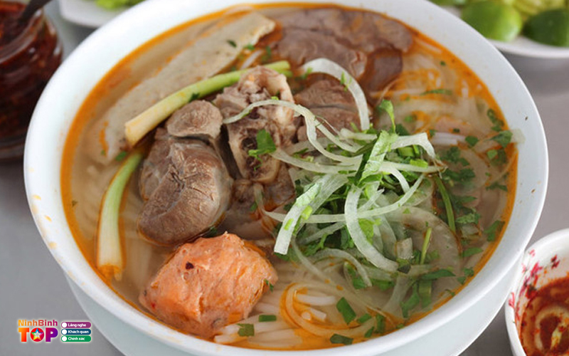 Bun-bo-hue-nga-dat-ninhbinhtoplist