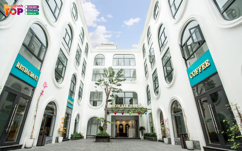 Momali-hotel-ninhbinhtoplist