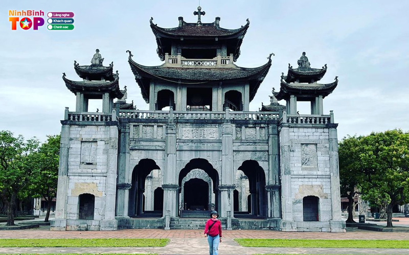 Nha-tho-da-phat-diem-ninhbinhtoplist-3