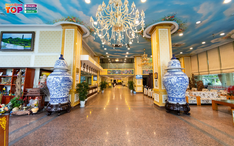 Hoang-son-white-palace-ninhbinhtoplist