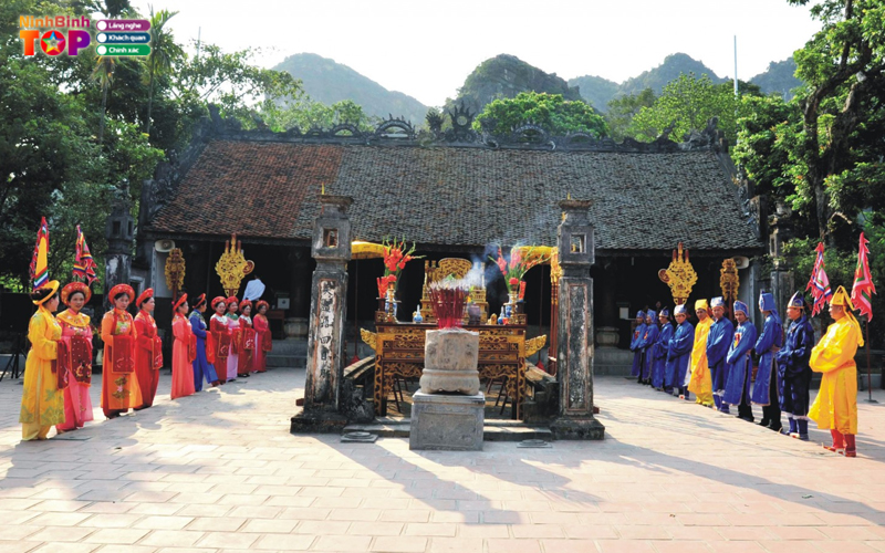 Le-hoi-chua-dich-long-ninhbinhtoplist