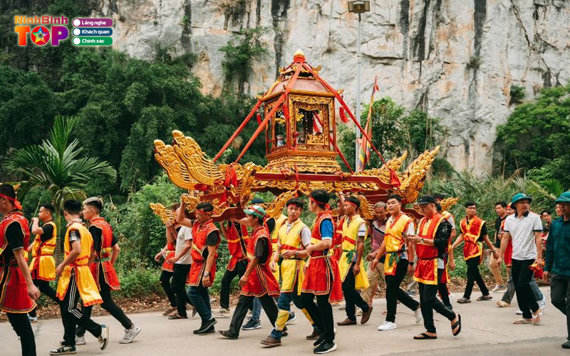 Le-hoi-den-thai-vi-net-dep-tam-linh-va-van-hoa-co-xua-5