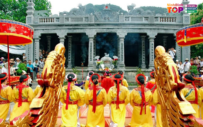 Le-hoi-den-thai-vi-ninhbinhtoplist