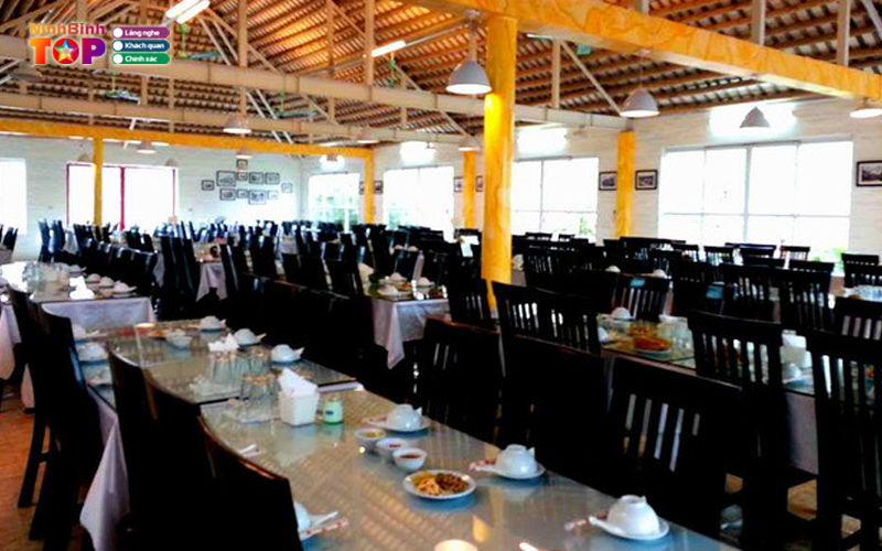 Nha-hang-thang-long-ninhbinhtoplist