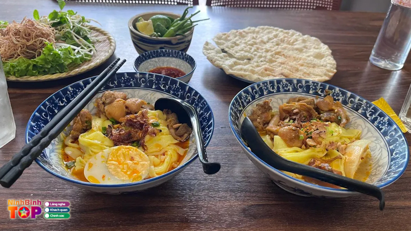 Quan-mi-quang-tai-ninh-binh