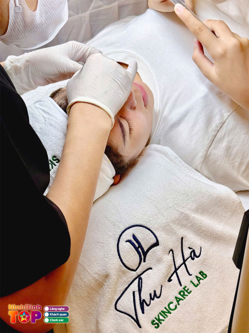 Thu-ha-skincare-lab-1
