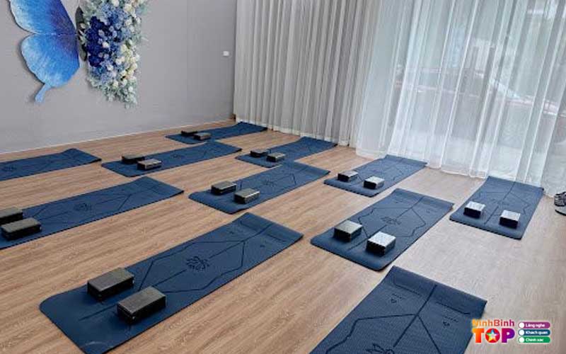 Anna-yoga-ninhbinhtoplist-1