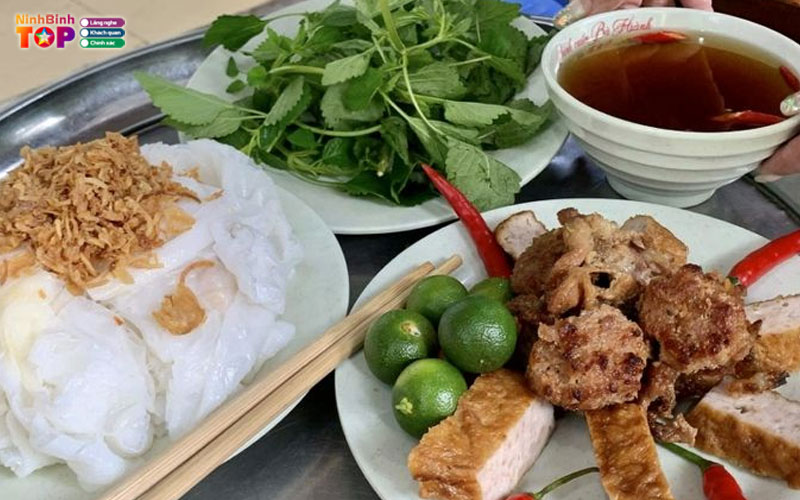 Banh-cuon-ba-en-ninhbinhtoplist