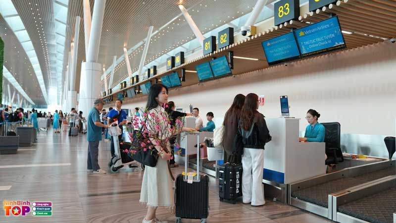 Huong-dan-lam-thu-tuc-bay-vietnam-airlines-truc-tuyen-tren-traveloka